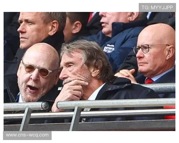 曼联客场挑战维拉，近况不佳能否阻挡对手七连胜势头？